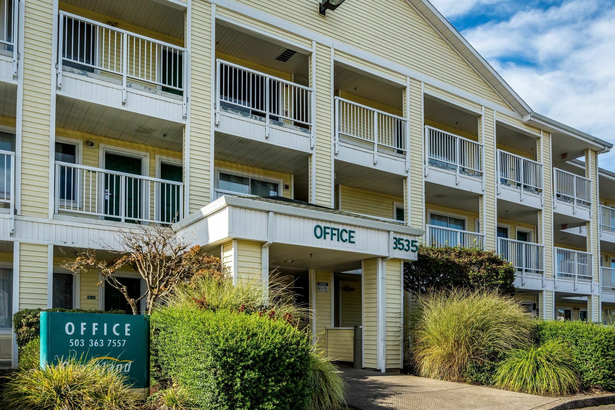 Hometowne Studios By Red Roof Salem, Or Exterior foto